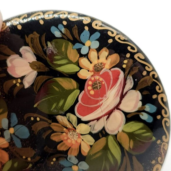 Vintage Hand-Painted Russian Pin Black Lacquer Floral Brooch Gold Accents 2" - Picture 7 of 10